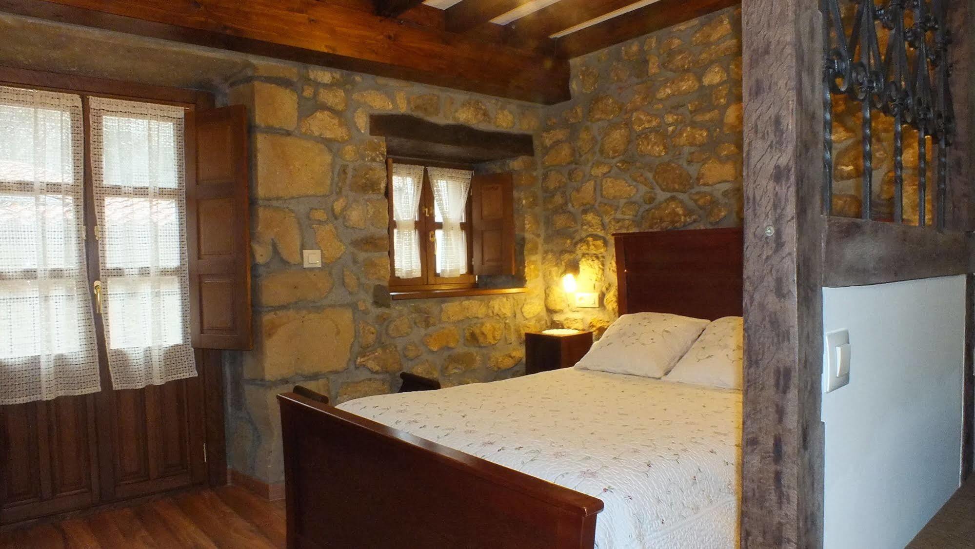 Apartamentos Legado De Santillana Santillana del Mar Exterior photo